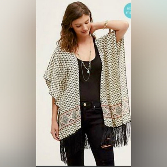 Anthropolgie Roffe Accessories~Bonita Neutral Fringe Oversized Kimono/Cover Up - Picture 2 of 15